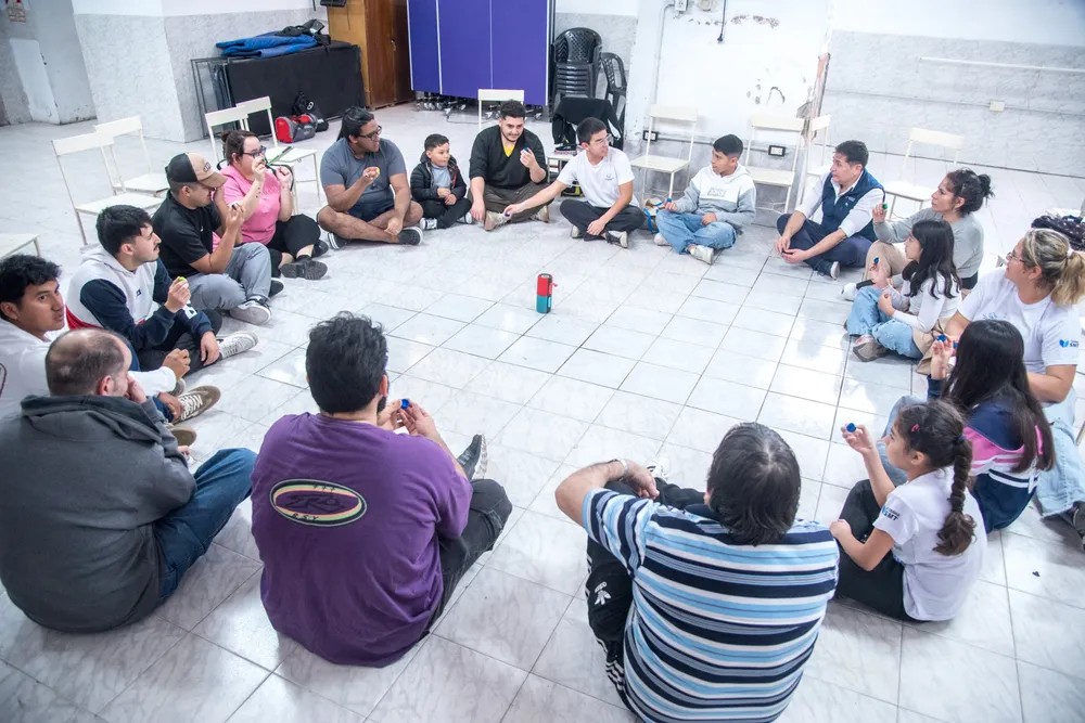 "No es una enfermedad ni una discapacidad": qué es la tartamudez y dónde consultar en Tucumán