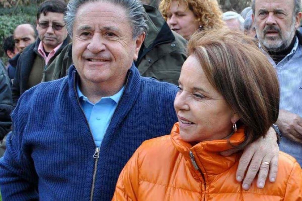 El fiscal pidió indagar a Eduardo Duhalde, Verbitsky, Taiana y otros beneficiarios de las vacunas contra el Covid
