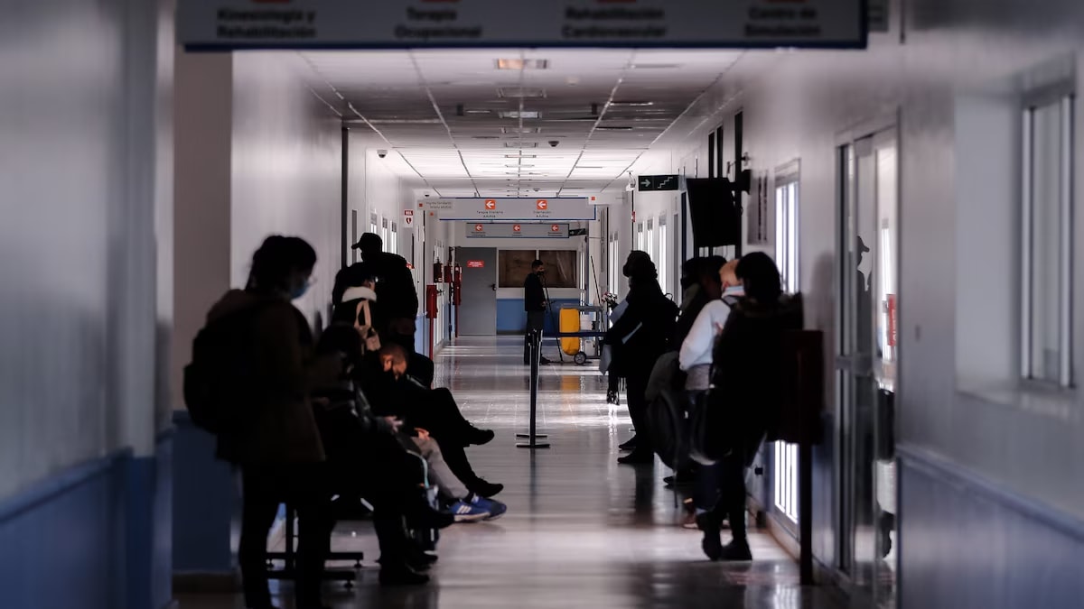 Cuántos extranjeros se atienden en los hospitales públicos argentinos: el dato clave tras la regulación del cobro