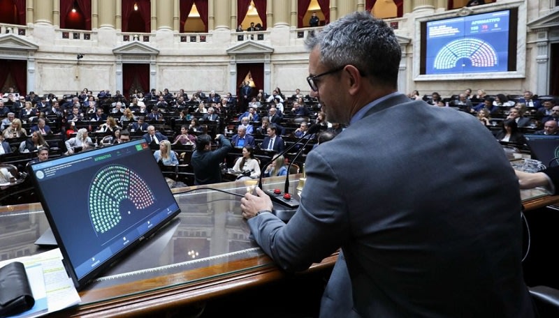 votaciones cnigreso.jpg