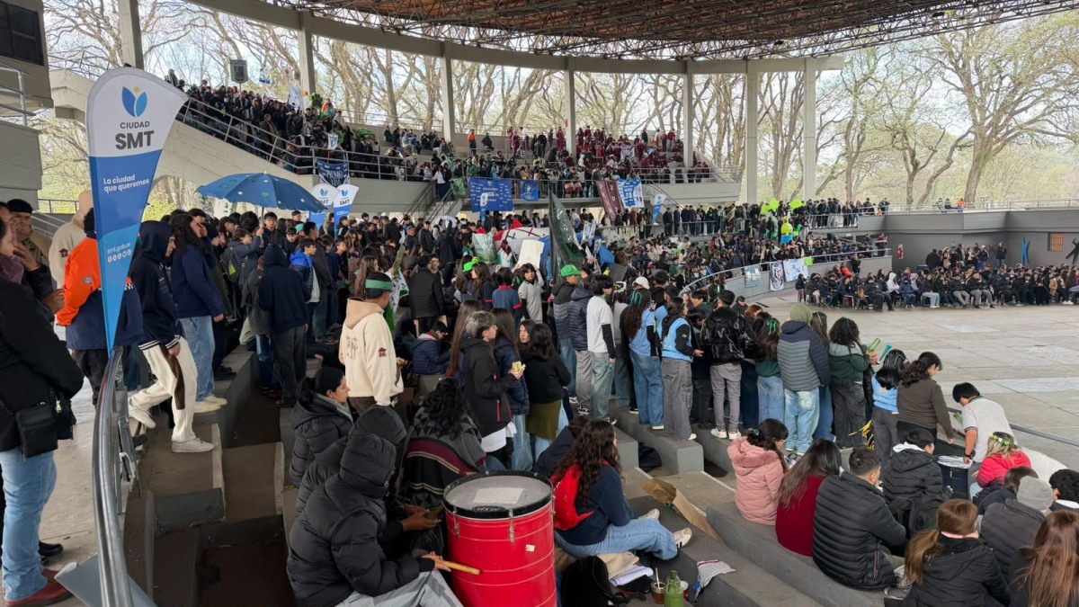 Mas de 300 estudiantes participaron de las Olimpiadas Ambientales en Tucumán.jpeg