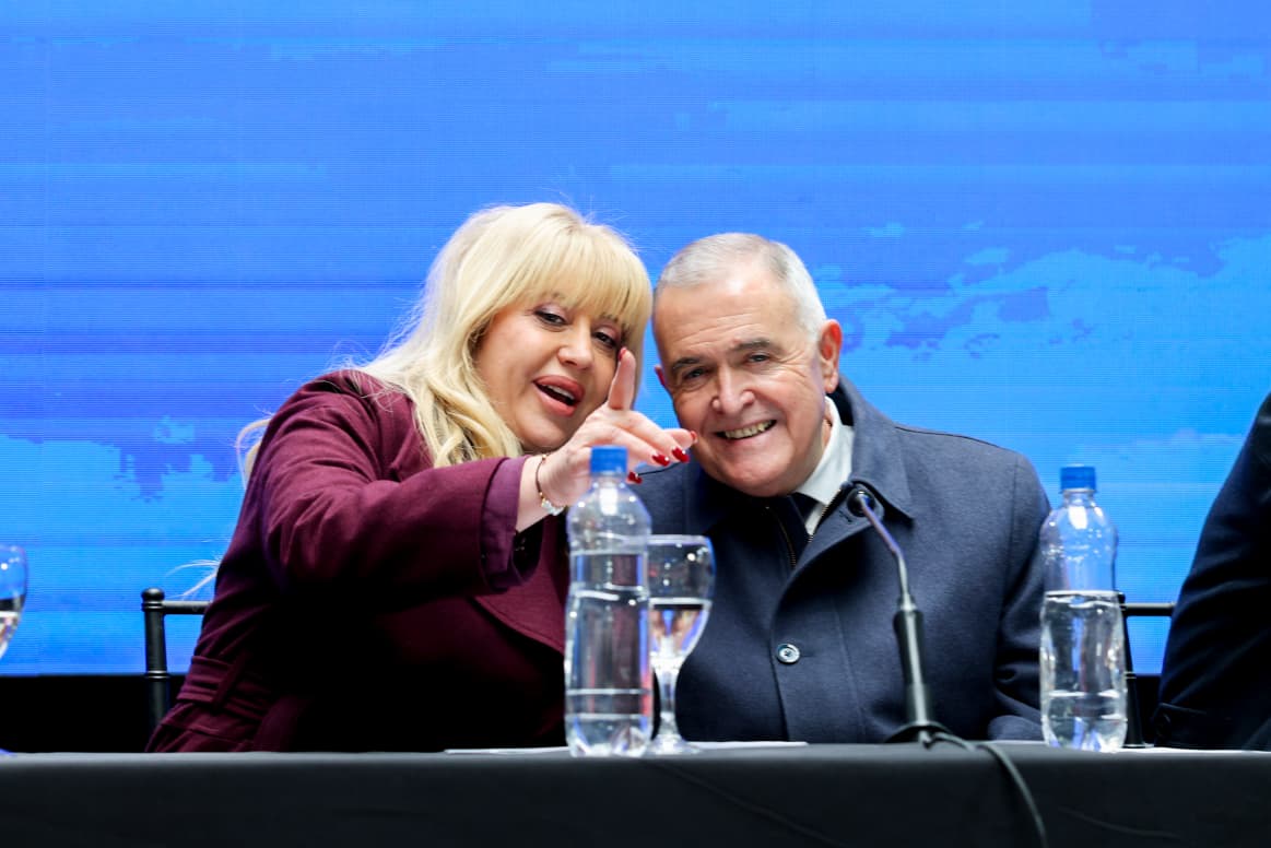 La Provincia y el Municipio rechazaron el paro de UTA y reclamaron que se garantice el servicio