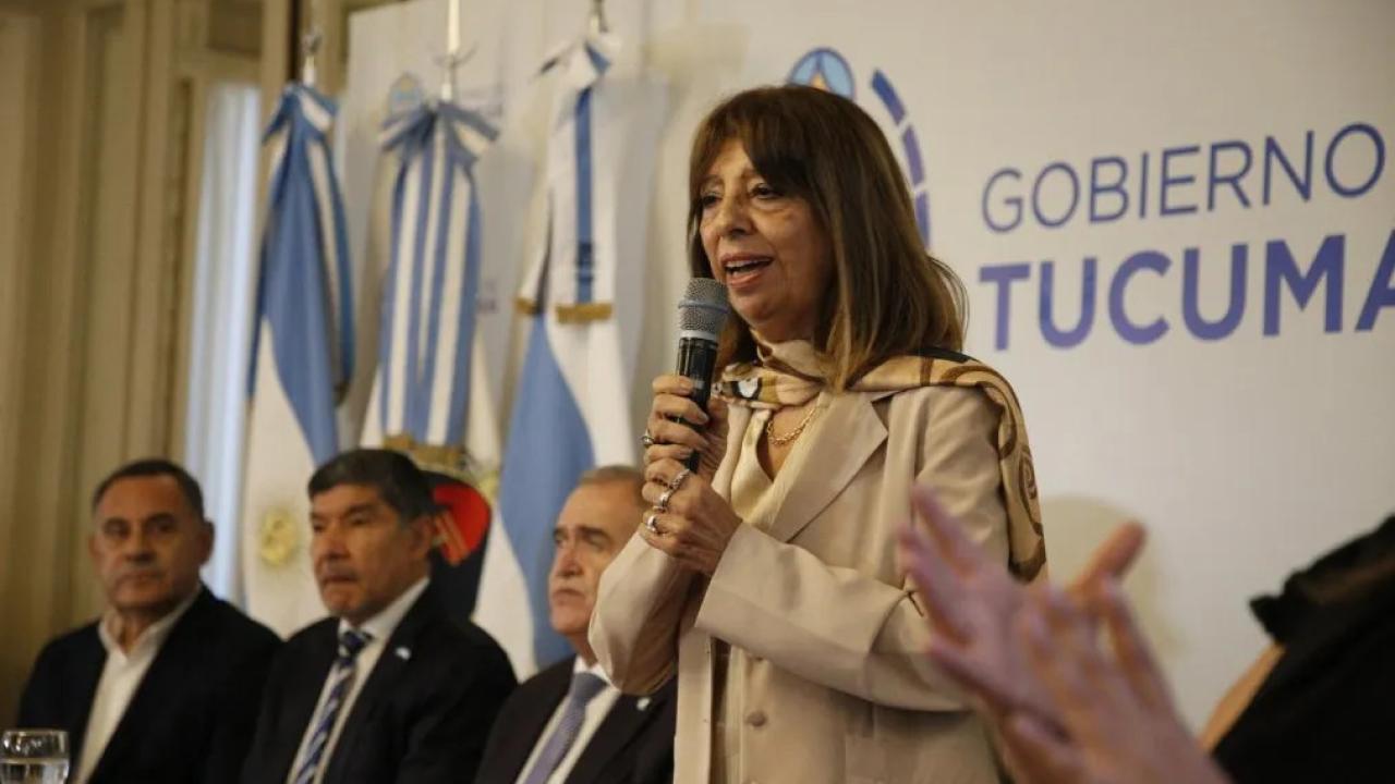 Montaldo cruzó a Argentinos por la Educación tras un informe que reveló magros resultados en la primaria tucumana