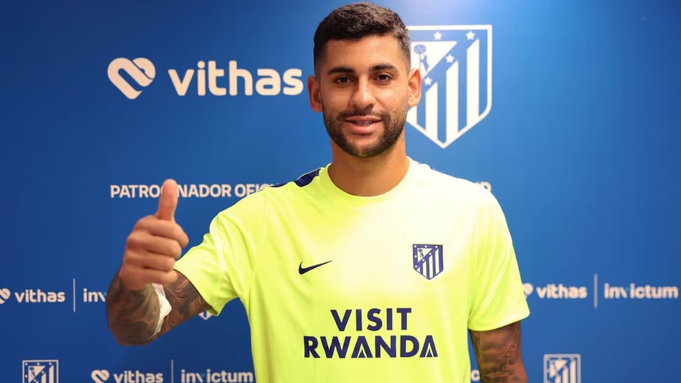 El Atlético de Madrid oficializó la llegada de Cuti Romero