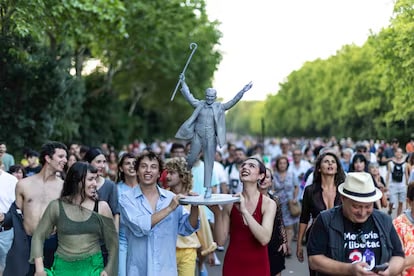 Realizaron una procesión artística en recuerdo de Federico García Lorca a noventa años de su fusilamiento