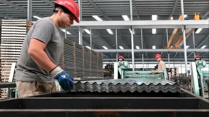 El desplome de la producción y la ruptura de los pagos asfixian a las PyME