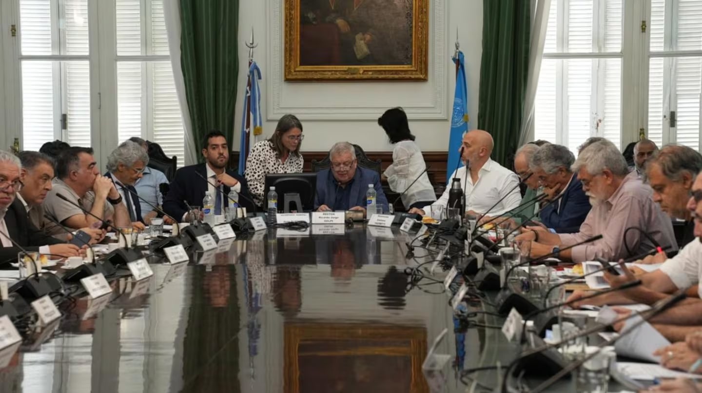 El Gobierno y rectores se reunieron ante la Justicia para intentar destrabar el conflicto