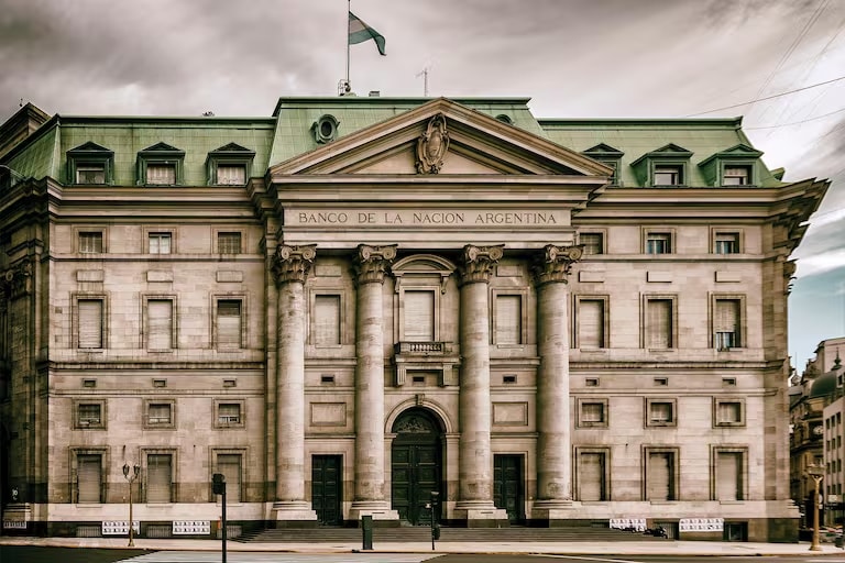 Los bancos púbicos ofrecen planes de refinanciación de deudas, con tasas fijas y plazos de 10 años
