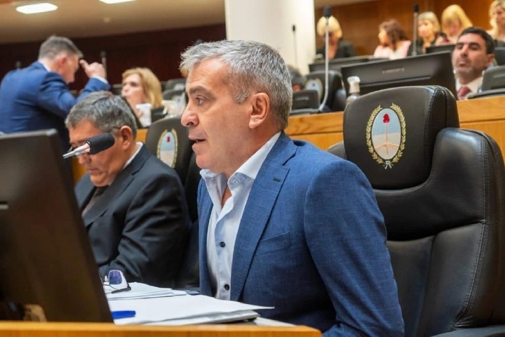 Cuáles son las 39 leyes que Cano pone bajo la lupa tras el veto de Jaldo