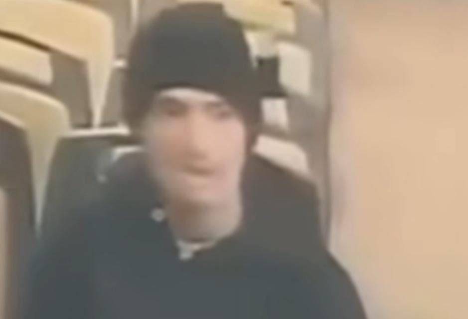 Se conoció el video del ataque al chofer de la línea 3 en barrio 130 viviendas