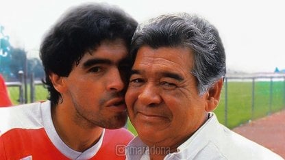 Una empresa de salud admitió un error en los historiales clínicos de Maradona y su padre