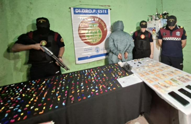 Desbaratan un kiosco de drogas con el secuestro de 600 dosis de cocaína y 2 detenidos
