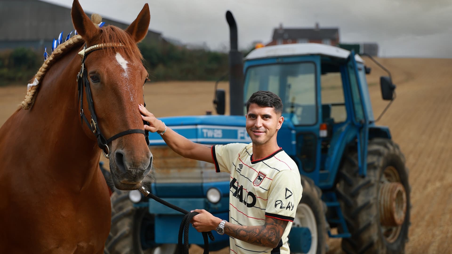 Después de seis años en Alemania, el tucumano Exequiel Palacios se muda a la Premier League