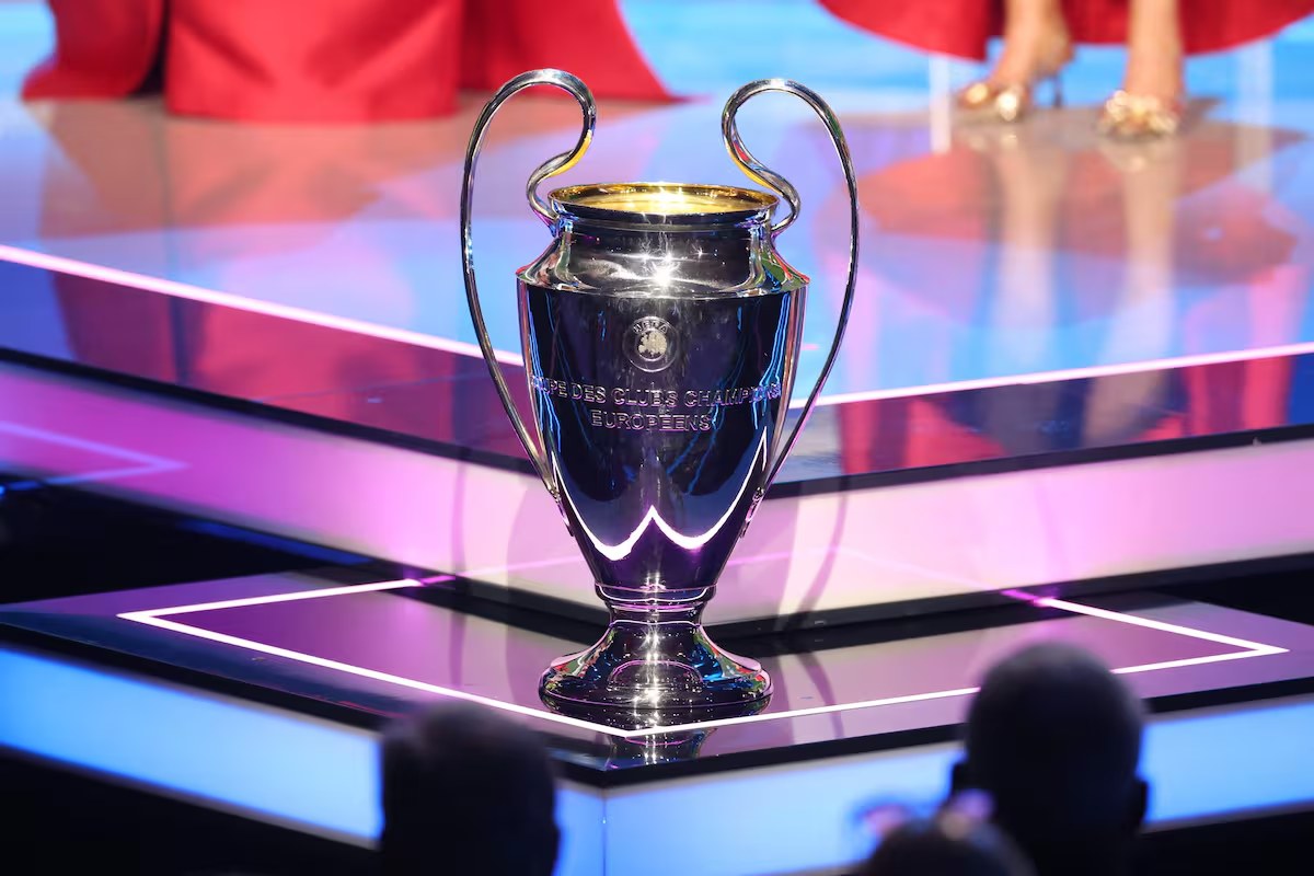 el-trofeo-de-la-uefa-champions-league-en-el-foro-DGBEHJGSYZAVNGAMNISD7DEX6Q.avif
