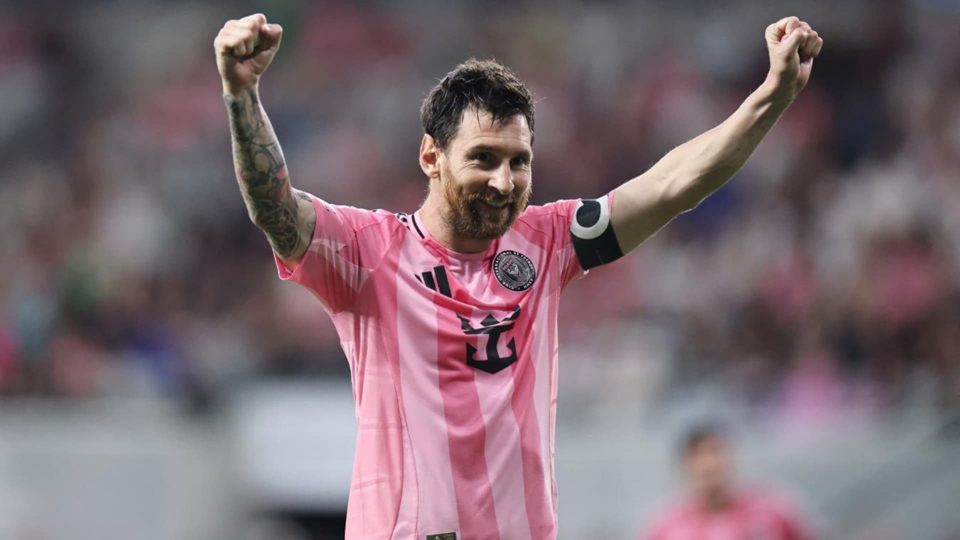 Cuando la magia se hace costumbre: Messi jugó a las cartas y ganó con póker en mano