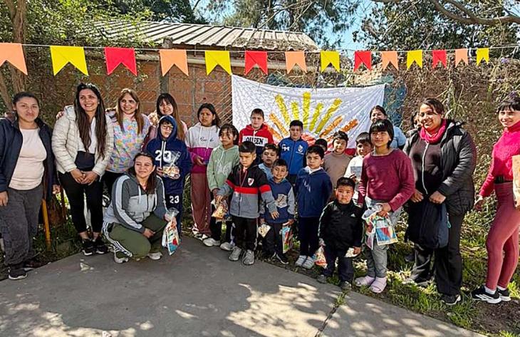 El centro médico Ángel Silvestre realizó una jornada recreativa para promover los derechos infantiles