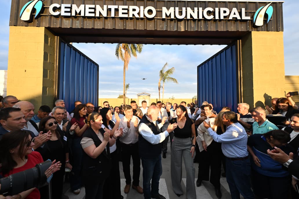Jaldo inauguró la ampliación del Cementerio Municipal de Aguilares