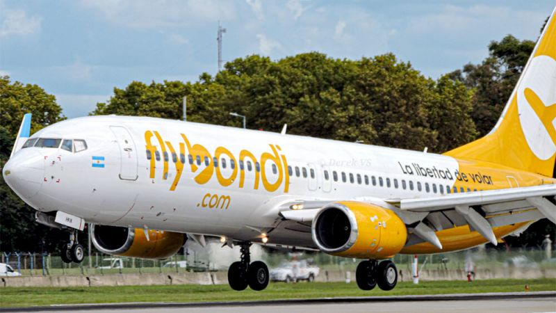 Flybondi avanza con una reestructuración, traslada personal a OCA Air y evalúa un cambio de marca