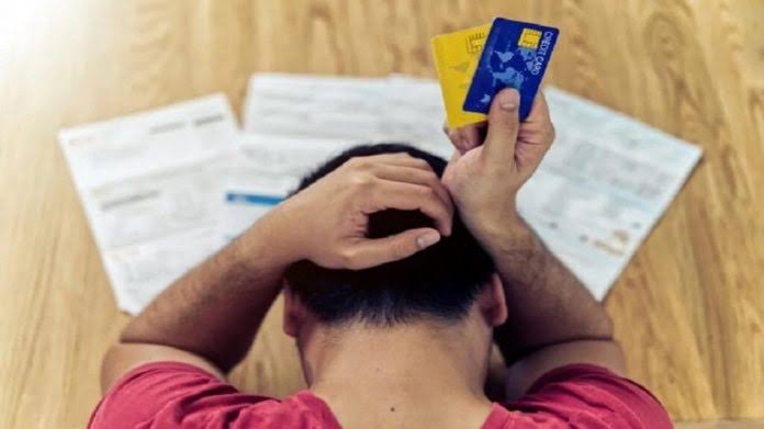 Crece la mora de las familias: el 28% de las personas endeudadas registra atrasos relevantes