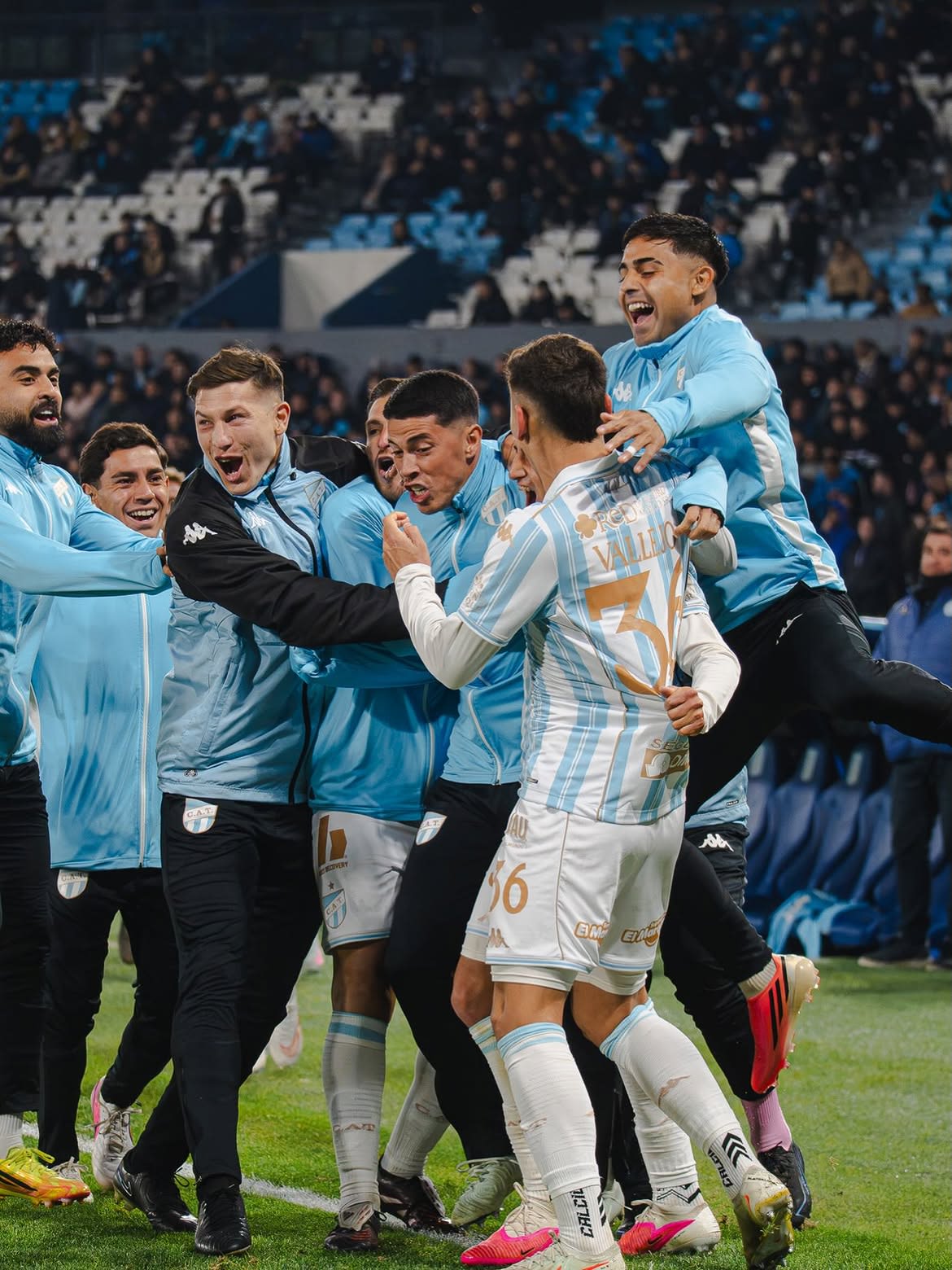 GANÓ EL DECA EN AVELLANEDA 😎Racing 1-2 Atlético Tucumán ⚽️ Lautaro Godoy - Ramiro Ruiz Rodrigue (2).jpg