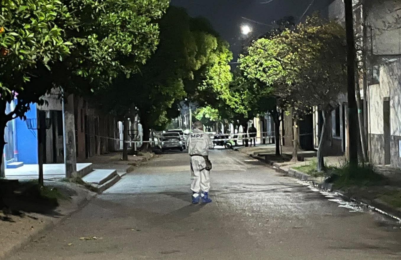 Una mujer de 79 años mató a su marido de un disparo en Villa Alem y llamó a su hijo para contarle lo ocurrido