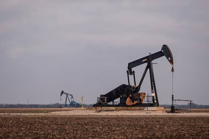 El petróleo vuelve a subir y se acerca a los US$100 por la escalada entre Estados Unidos e Irán