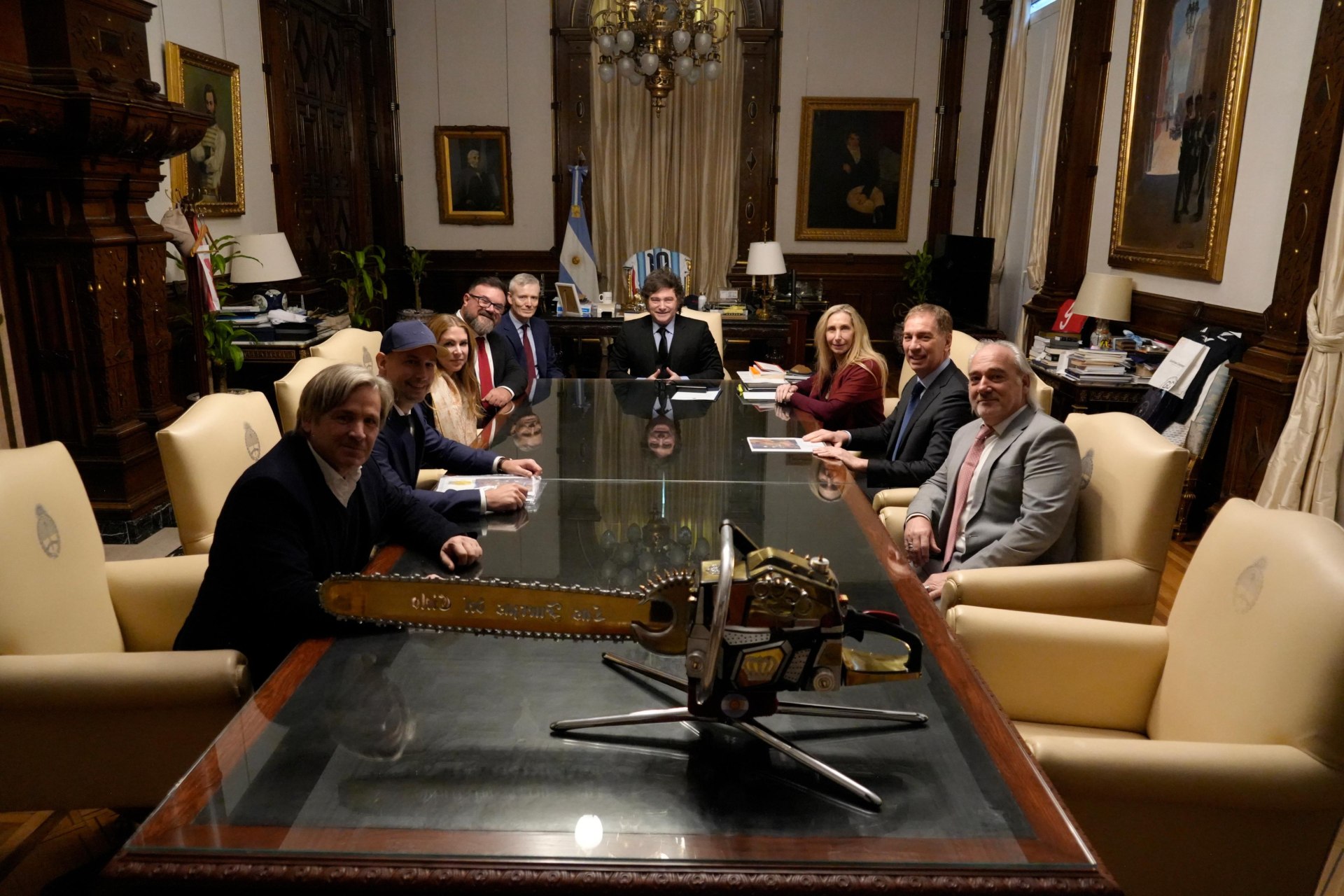 Javier Milei se reunió con representantes de Tesla y de DayOne Data