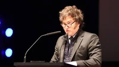 El gasto primario de la Administración Pública Nacional cayó 10,2% real en agosto