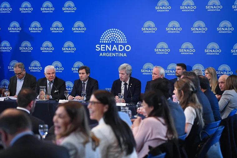 Santiago Bausili explicó porqué una parte de las reservas de oro están en Suiza 