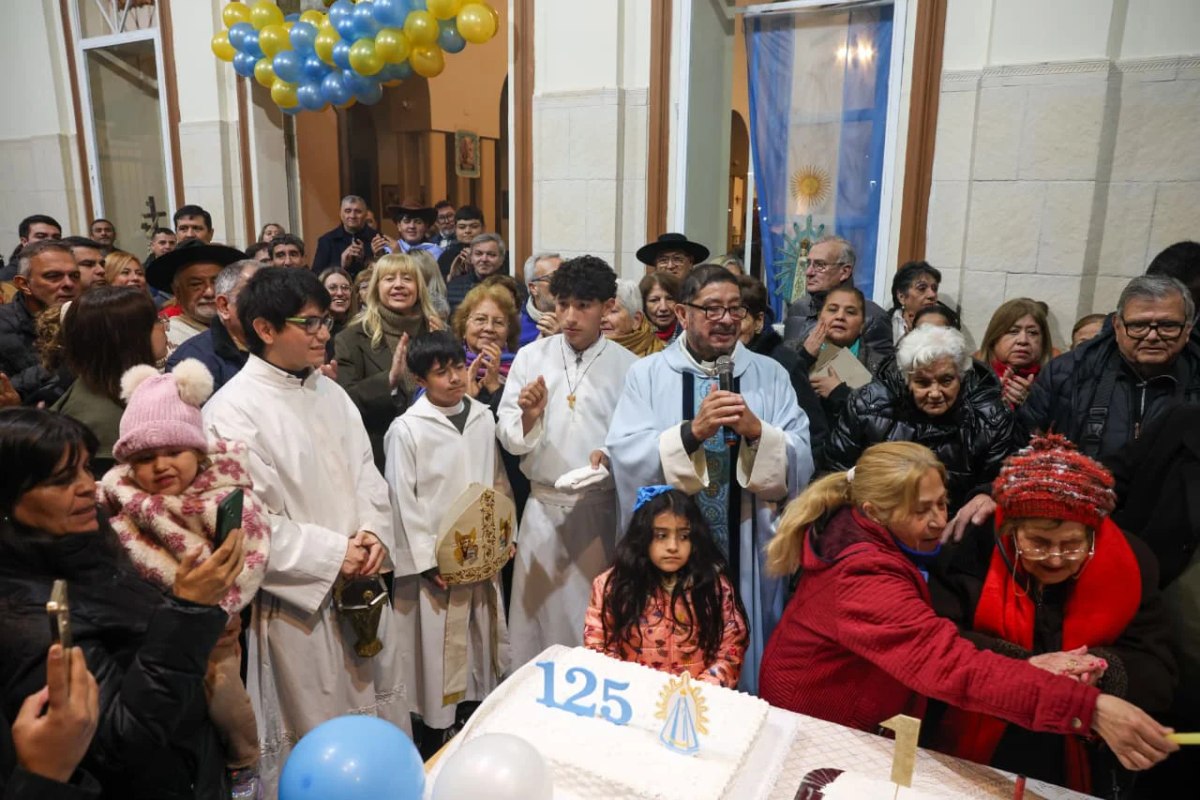 Misa en la Parroquia Nuestra Señora de Luján.webp