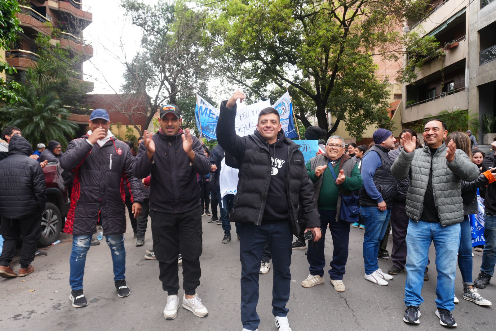 Trabajadores de garajes reclamaron la reapertura de paritarias y advirtieron que profundizarán las protestas