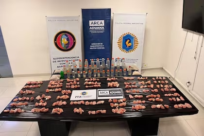los-52-kilos-de-mdma-secuestrados-por-los-5GII2IZJDZDF5OA6OOYJ63JIAA.avif