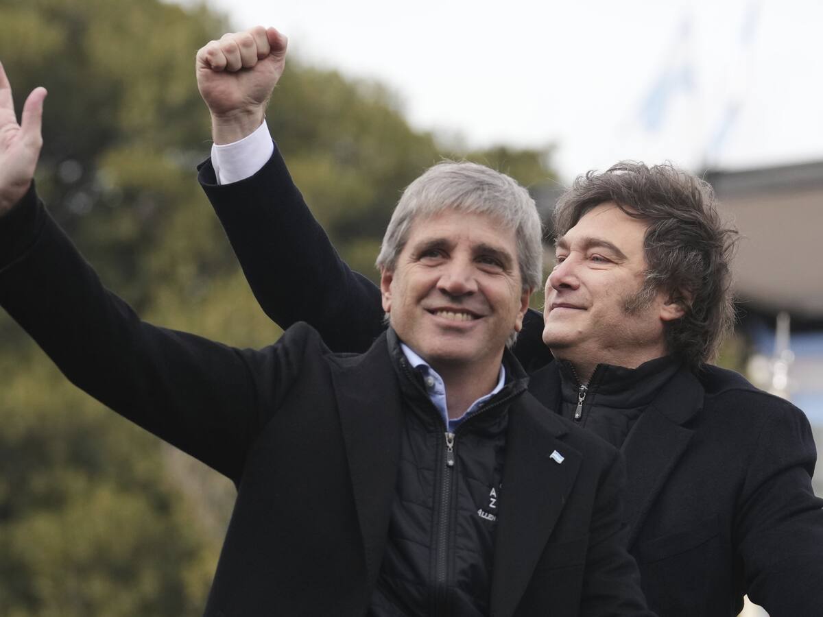 Luis Caputo: "En agosto el sector público nacional registró un superávit financiero de $ 635.529 millones" 
