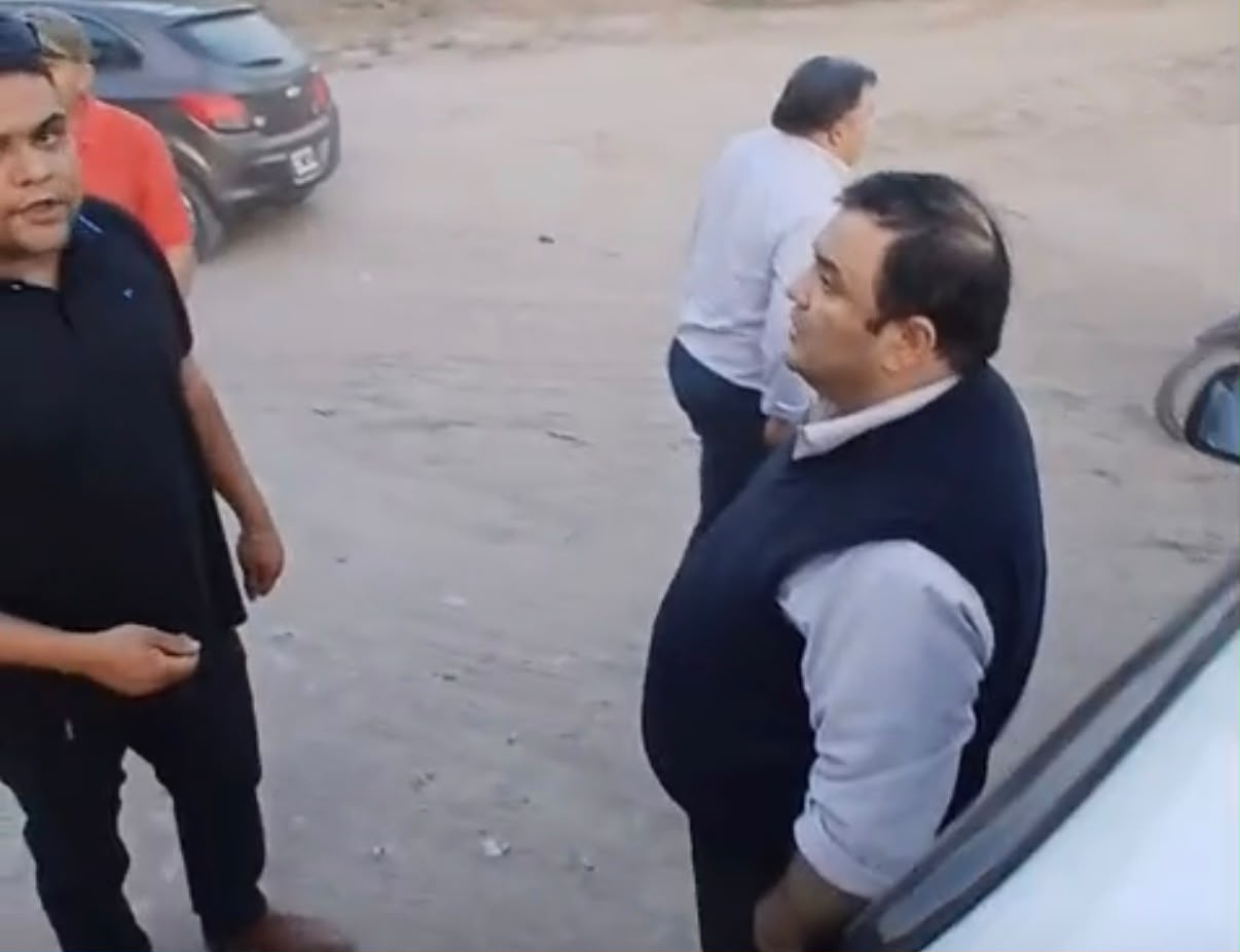 Desde LLA denuncian que una “patota municipal” agredió al diputado Huesen durante una visita a Graneros