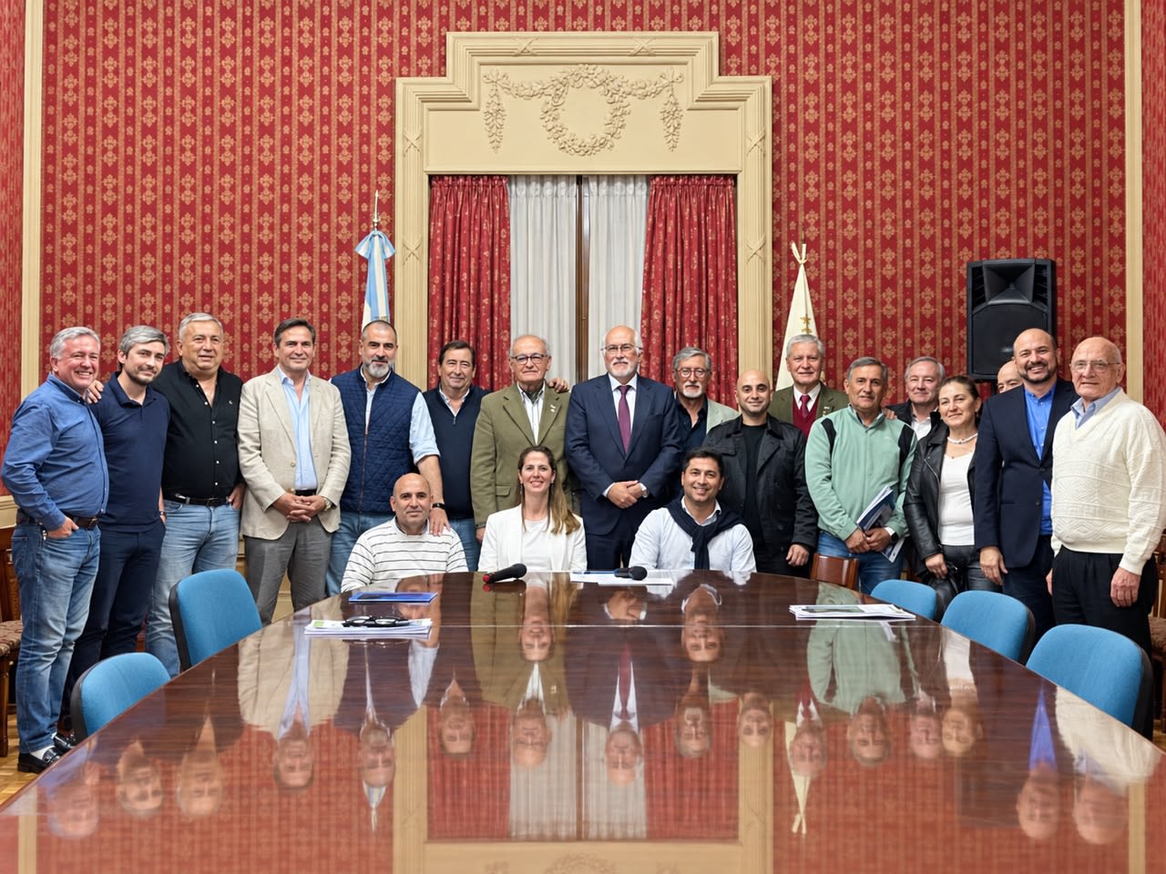Viñuales fue ratificado en el liderazgo de la Federación Económica de Tucumán