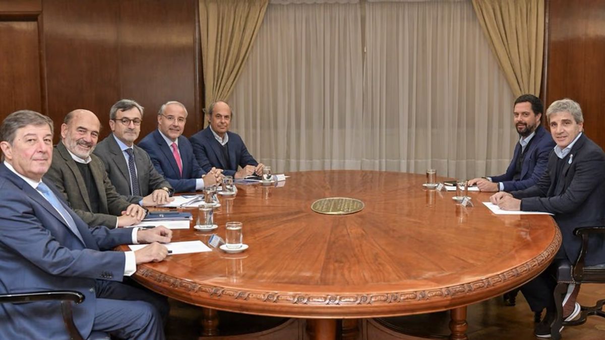 El Gobierno recibe a la UIA en medio de los reclamos por impuestos, costos energéticos y financiamiento