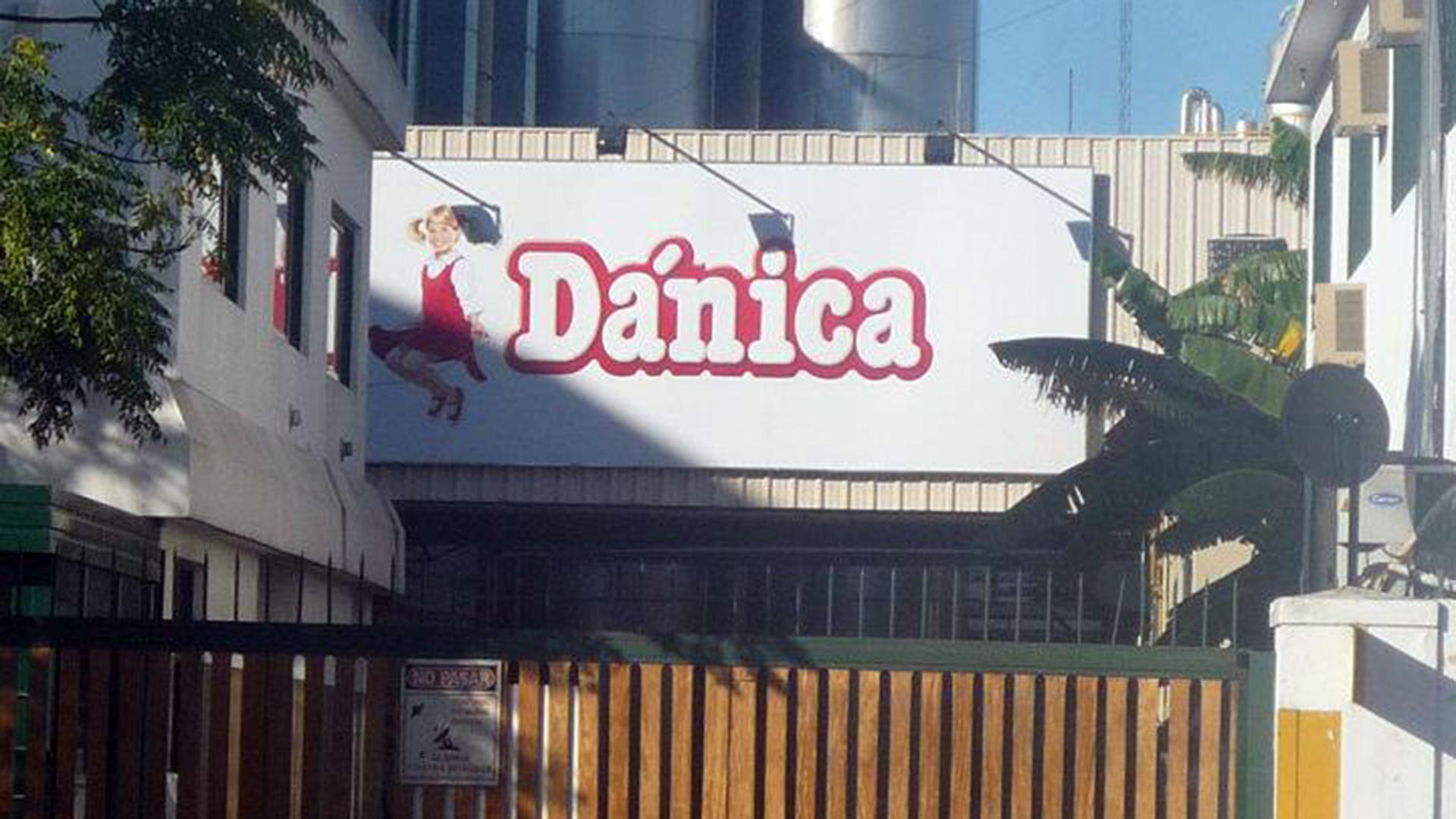 Tras 90 años de actividad, la planta de margarinas Dánica cerrará sus puertas