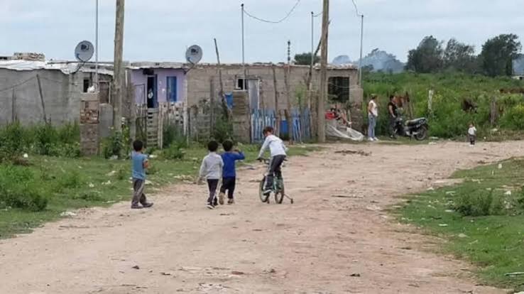 La pobreza aumentó al 27,9% en Tucumán arrastrada por ingresos familiares que corrieron detrás de las canastas