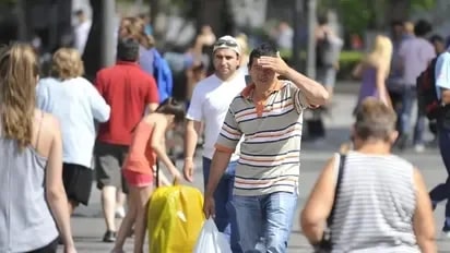 Anticipan un viernes sumamente caluroso con temperaturas máximas de 36 grados en la provincia