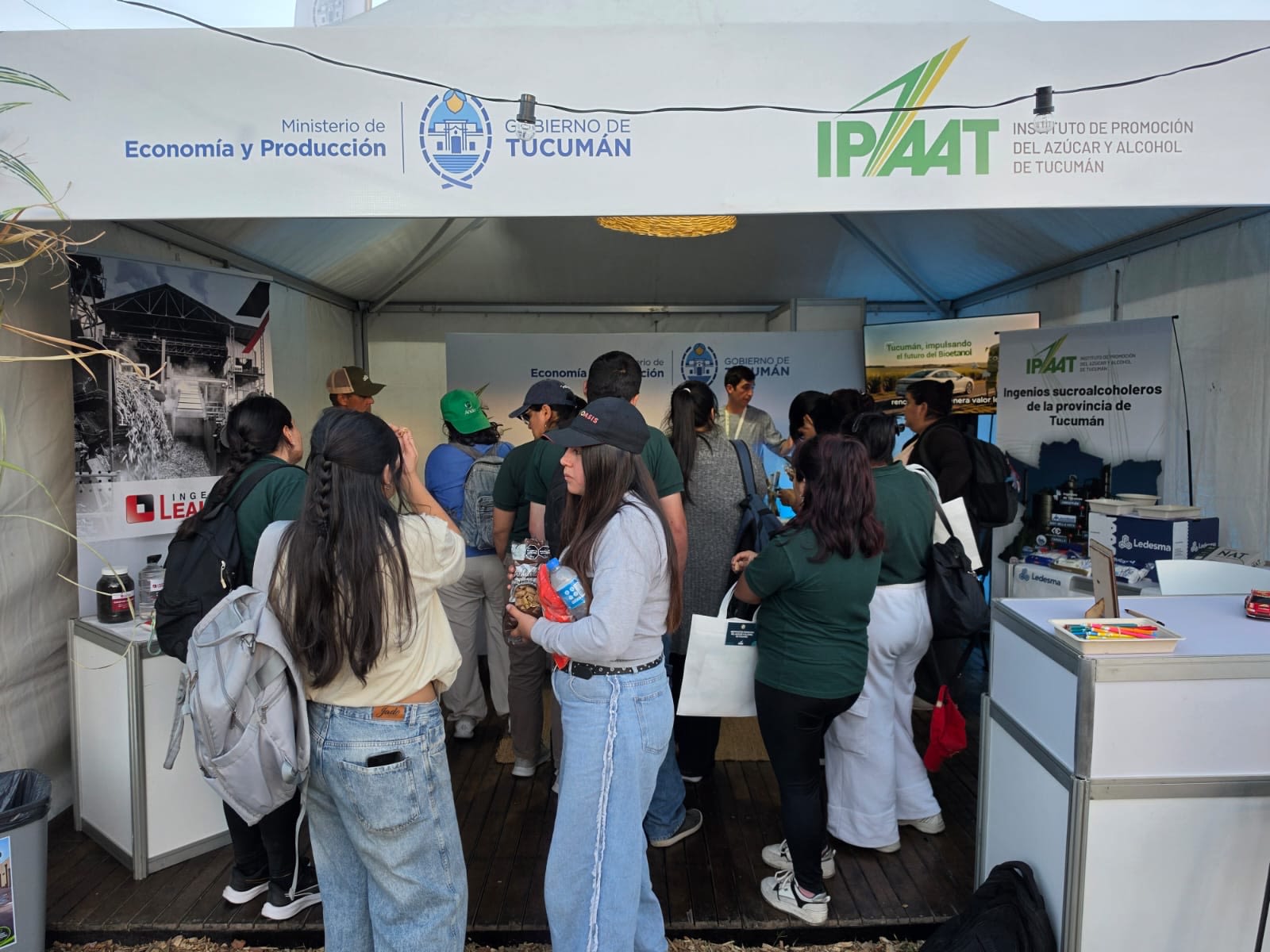 Mucho más que azúcar: los otros usos de la caña que muestra el IPAAT en la Expo