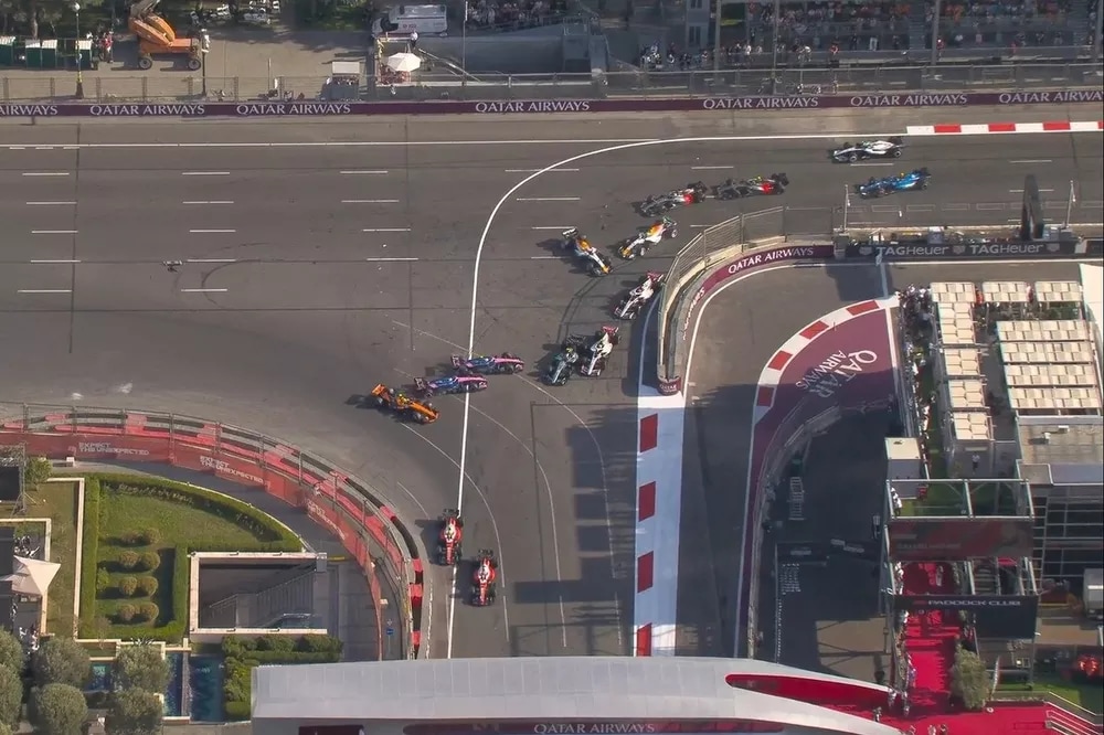 Colapinto quedó afuera en Bakú tras provocar un choque triple con Gasly y Norris