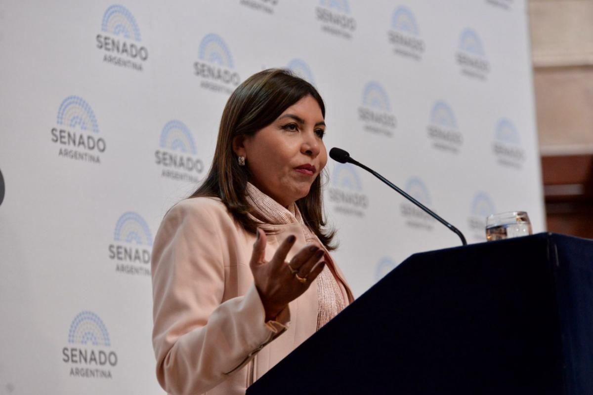 sandra-mendoza-senadora-nacional-tucuman-946984-102237.jpg