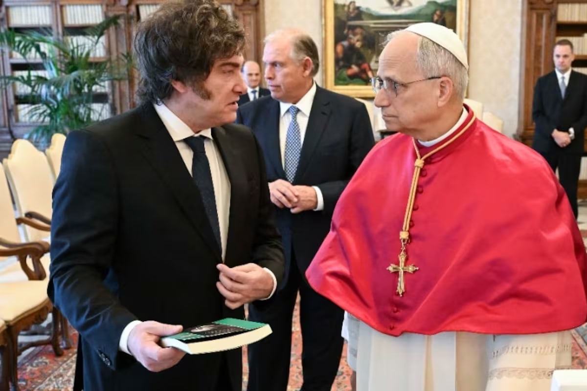 Javier Milei calificó como maravillosa la próxima visita del papa León XIV a la Argentina