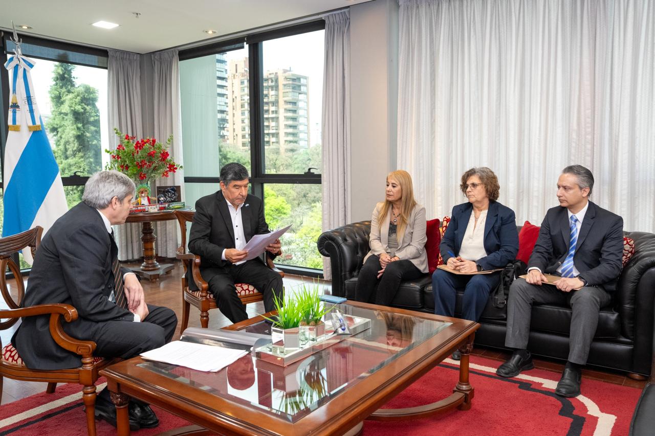 Estudian extender la contención para los adjudicatarios de planes de ahorro que beneficia a más de 17.000 tucumanos