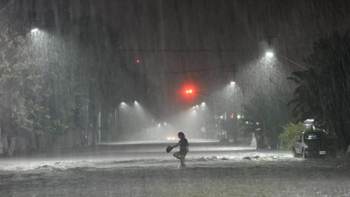 Anticipan un martes inestable con lluvias constantes y una temperatura máxima de 21 grados