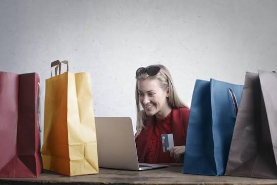 Las "bolucompras": la estrategia con la que los argentinos se dan un gusto sin resignar el ajuste