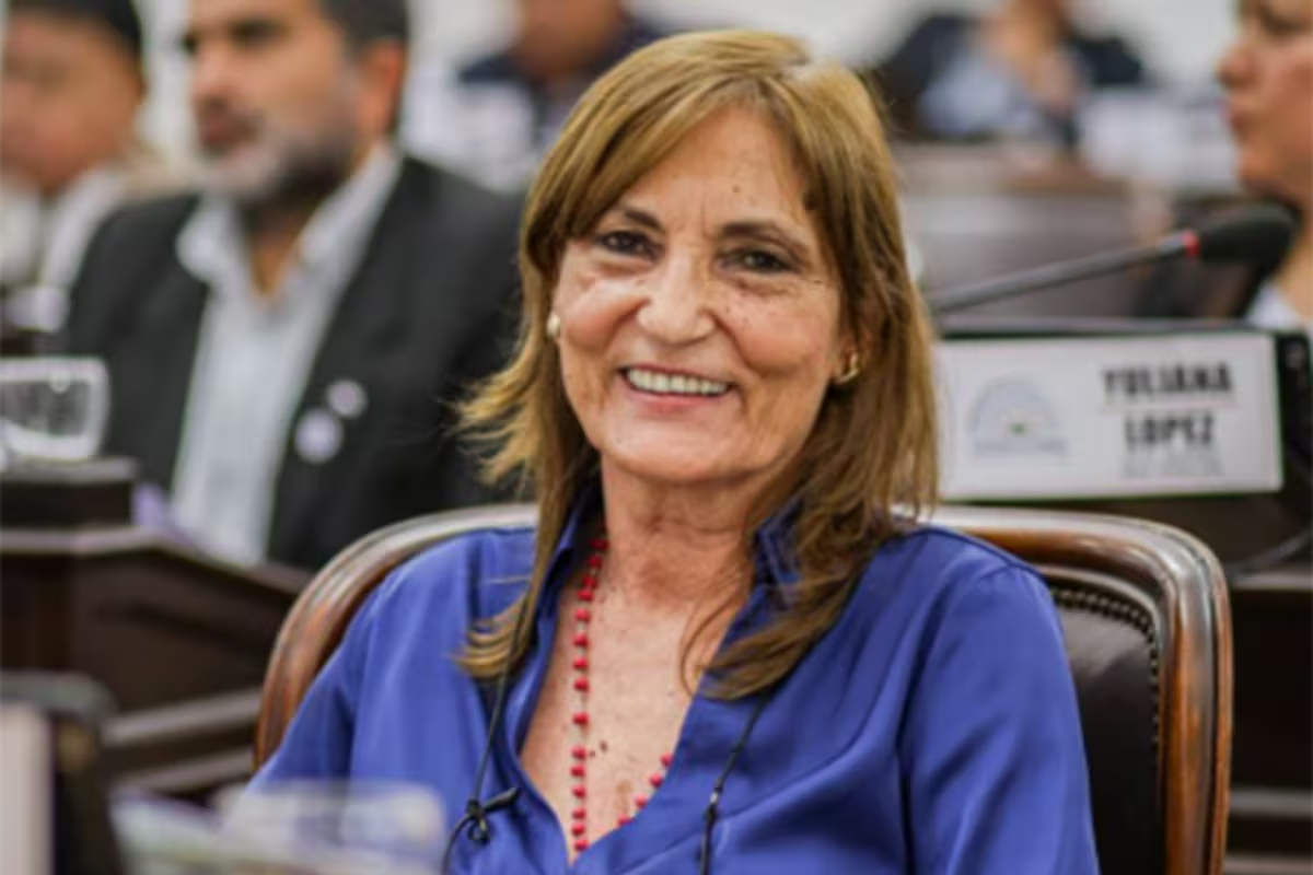 Una ex-funcionaria de Ricardo Quintela ocupará la banca de Juan Carlos Pagotto en el Senado