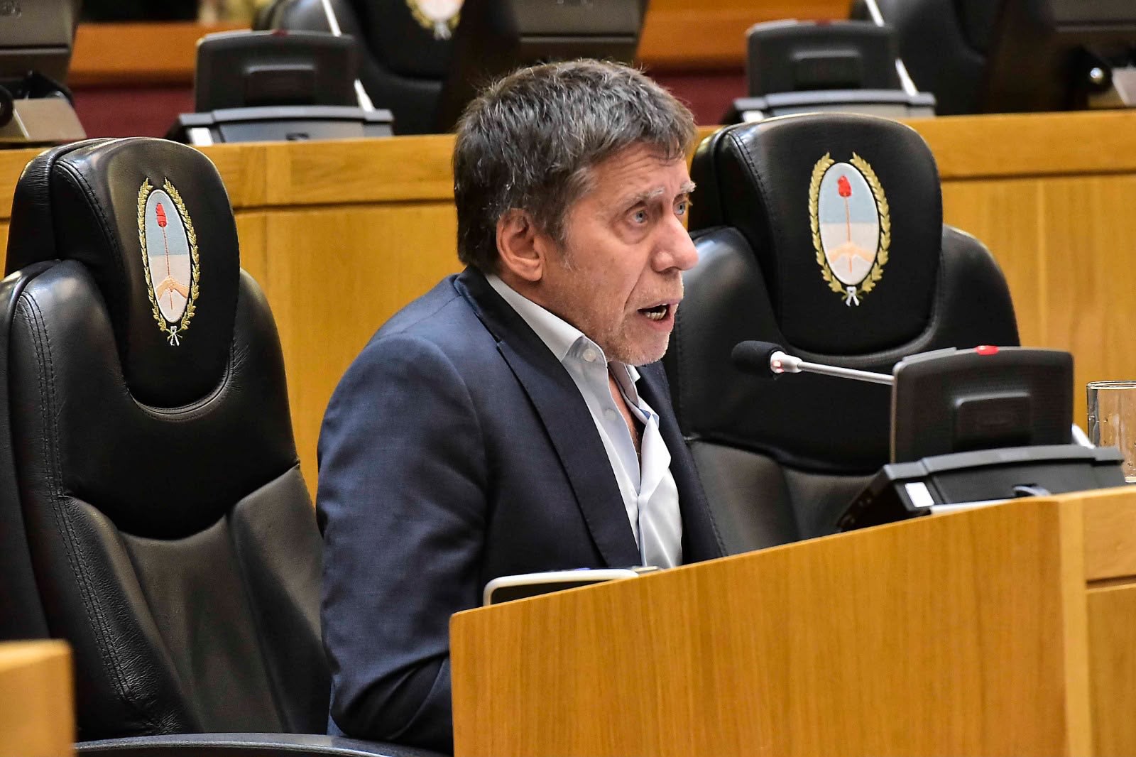 Bussi rechazó la ampliación presupuestaria y dijo que Tucumán necesita obras y servicios