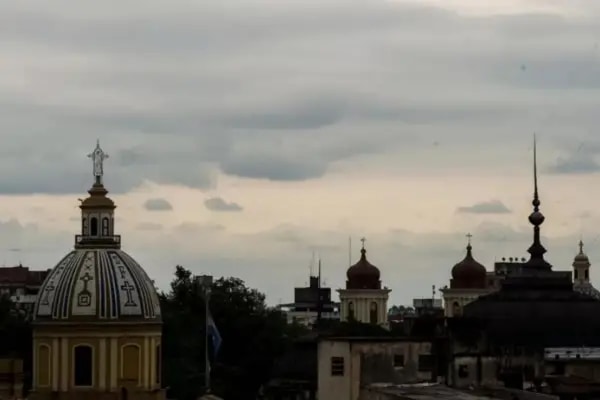 Anticipan una jornada nublada con una máxima de 27 grados para este viernes