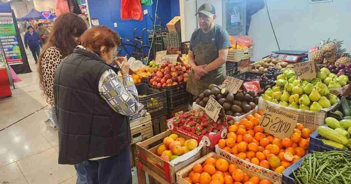 La suba en las verduras y las tarifas empujaría el costo de vida al 2,1% en septiembre